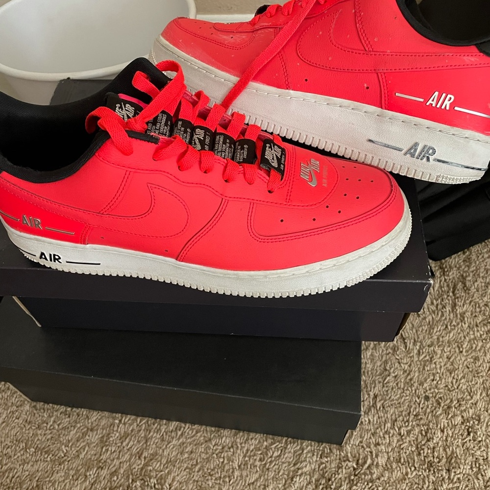 Nike Air Force 1